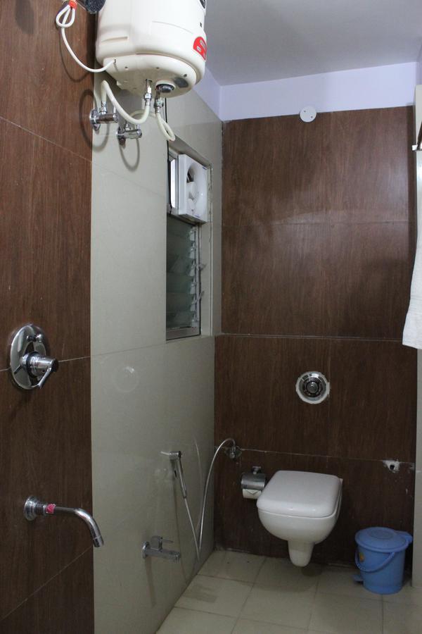Hotel Cradle Inn 兰契 外观 照片