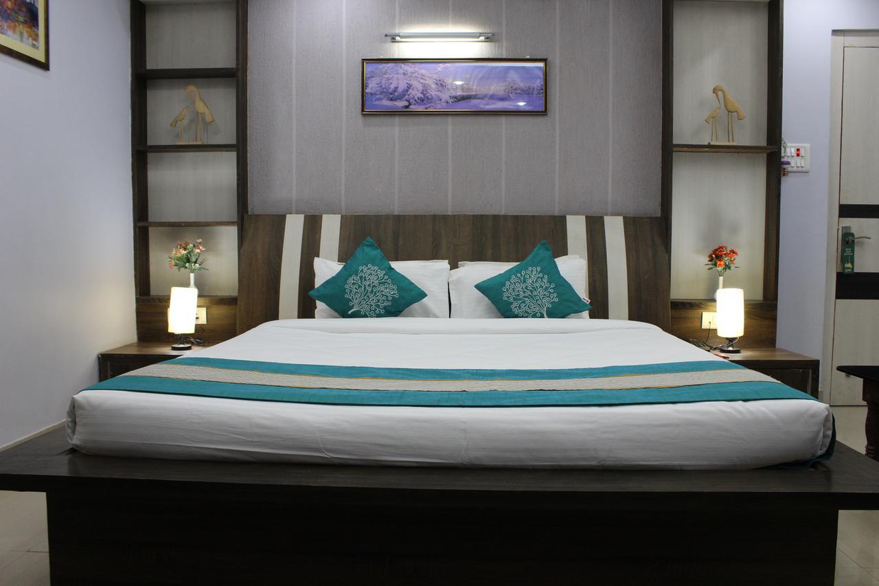 Hotel Cradle Inn 兰契 外观 照片
